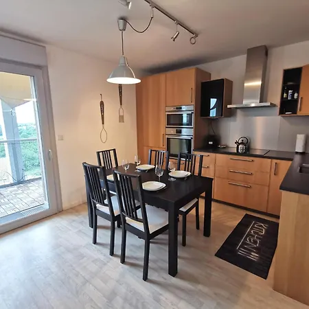 Marcel - Proche Atlantis Et Zenith Appartement